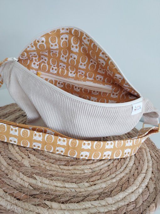 Banane velours beige clair 