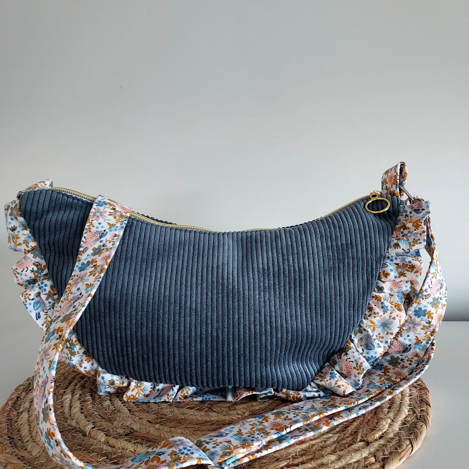 Sac demi-lune  froufrou