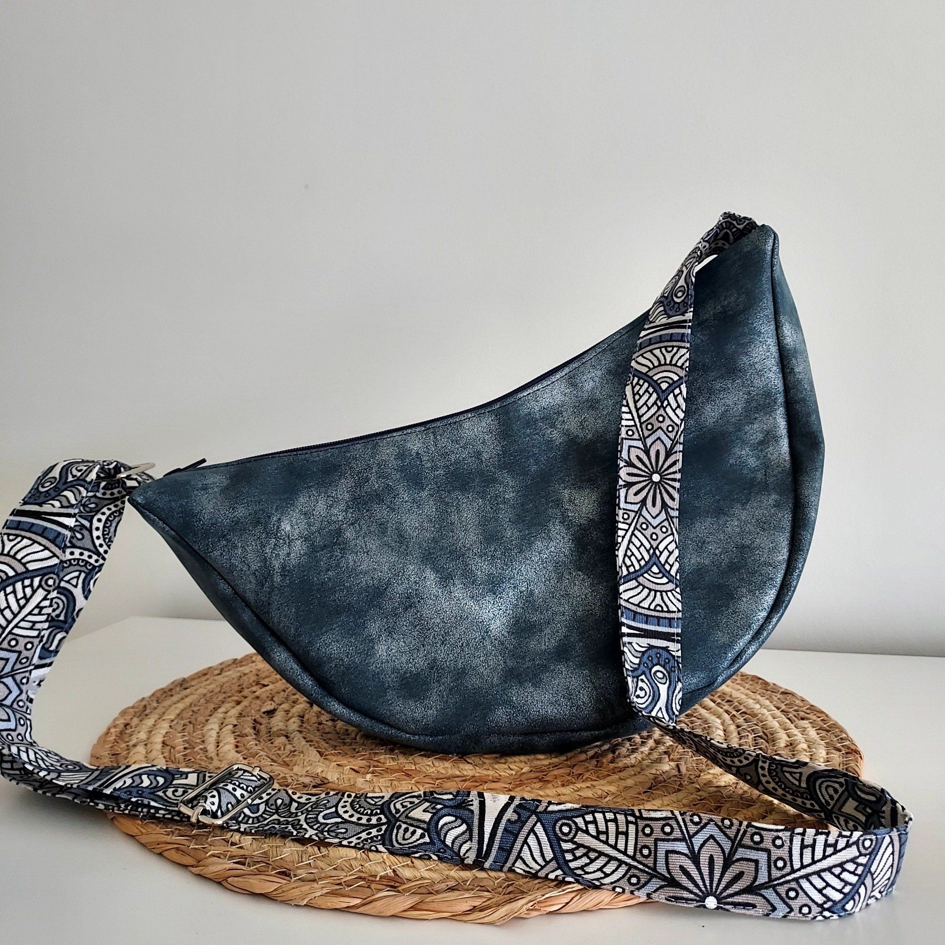 Sac demi-lune ou croissant